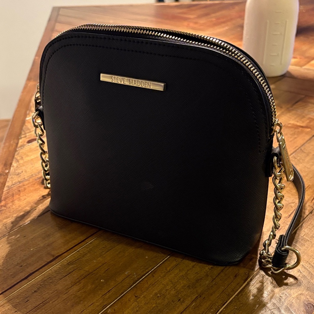 Steve Madden Black Crossbody Bag